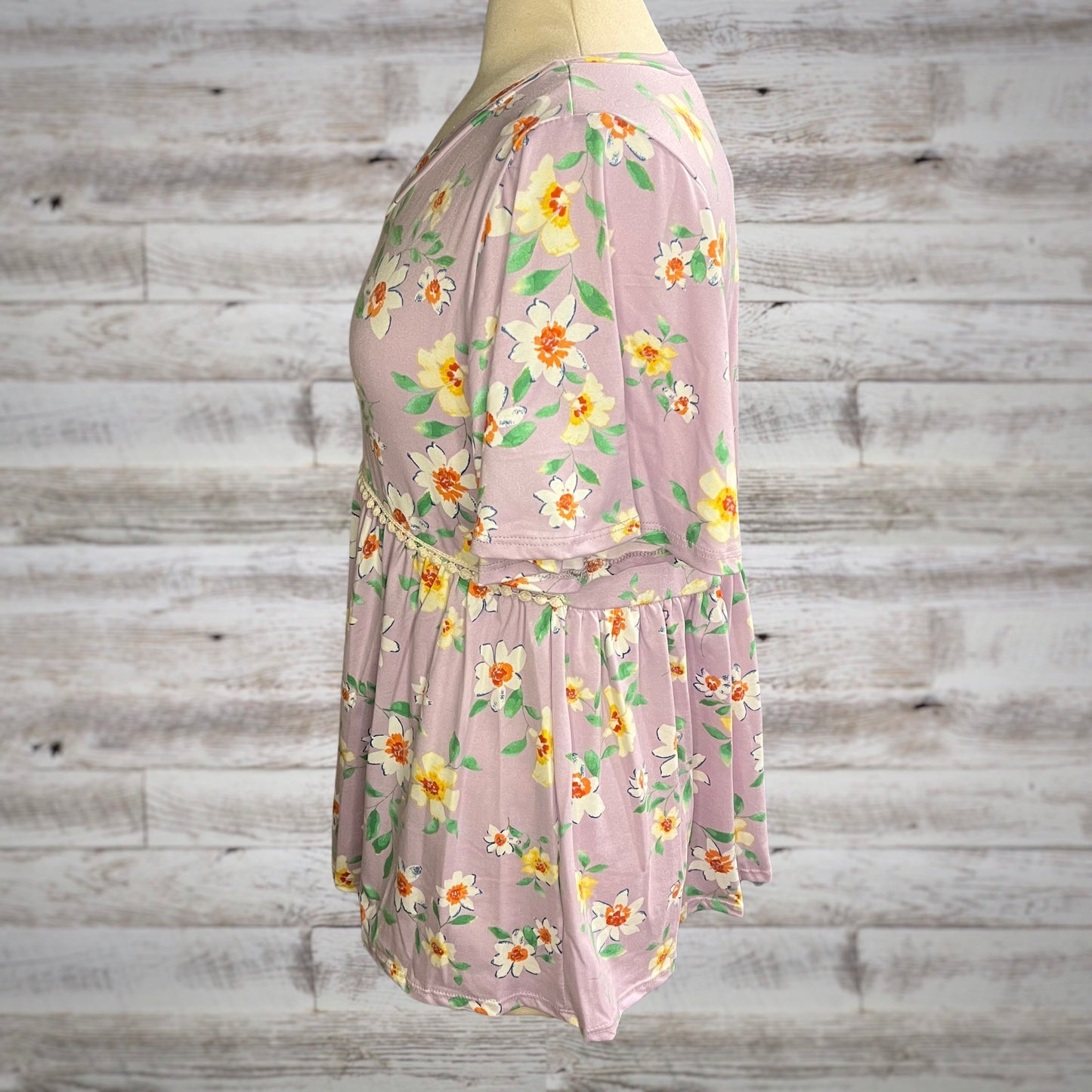 Floral Peplum Waist Jersey Babydoll Top in Lilac