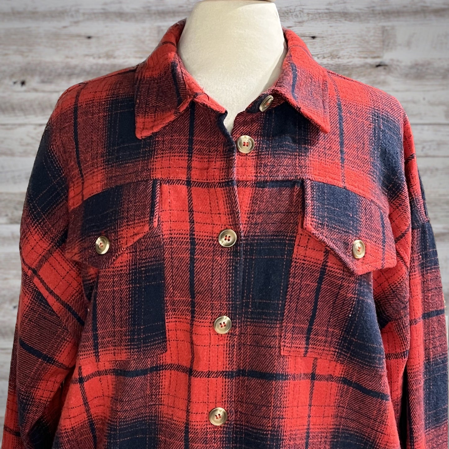 Heavyweight Plaid Lumberjack Flannel Shirt in Red/Navy