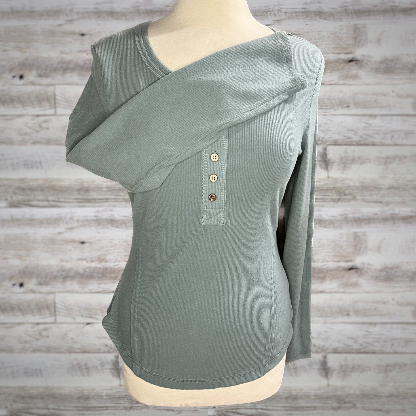 Ribbed Long Sleeve Thermal Henley Shirt in Seafoam