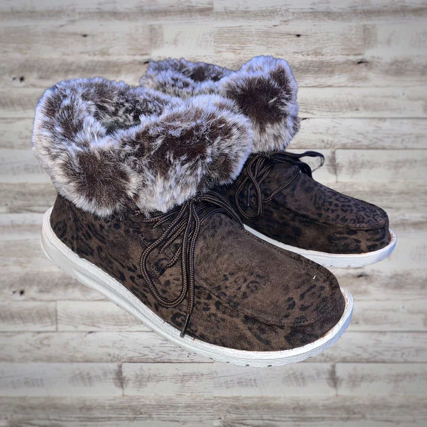 Gypsy Jazz Fur Lined Lace Up Booties in Dark Leopard