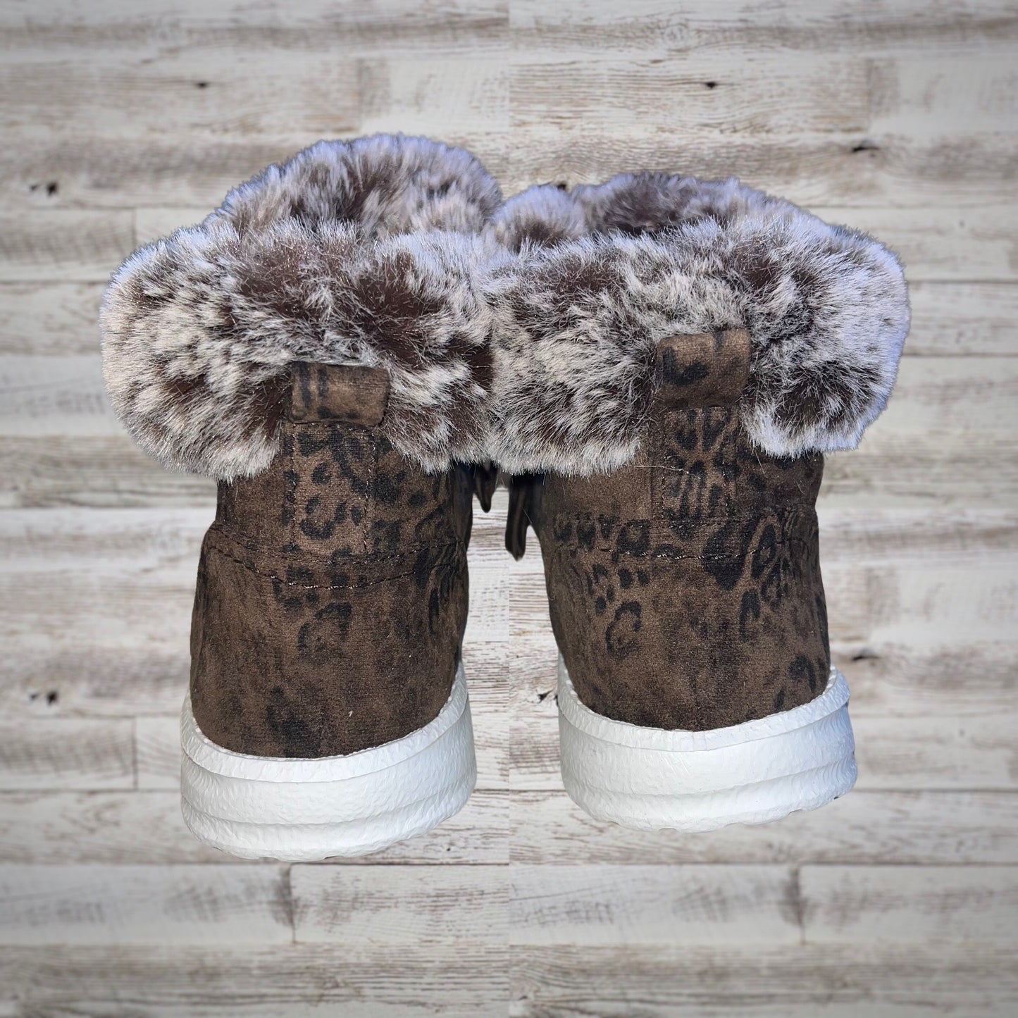 Gypsy Jazz Fur Lined Lace Up Booties in Dark Leopard