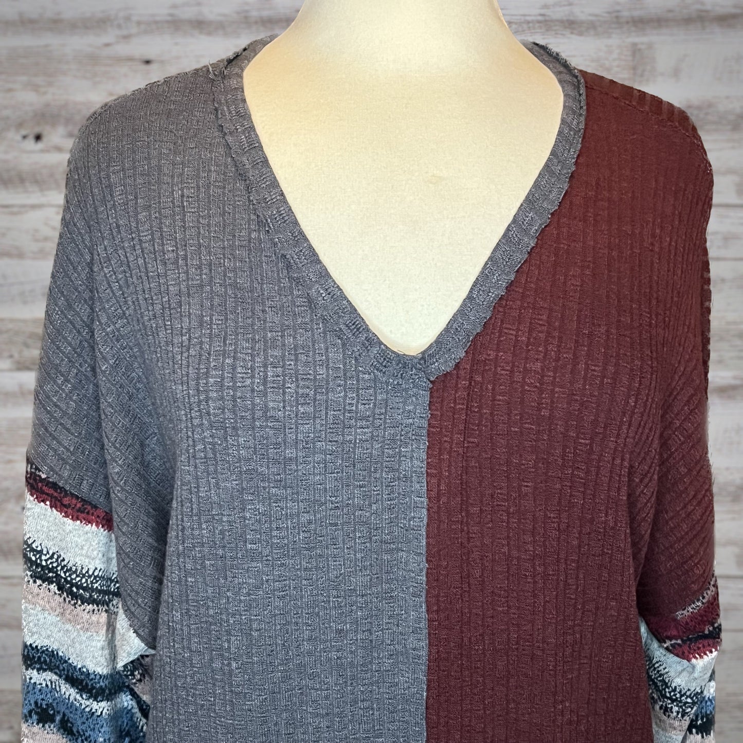 Mixed Stripe Print V Neck Ribbed Knit Top