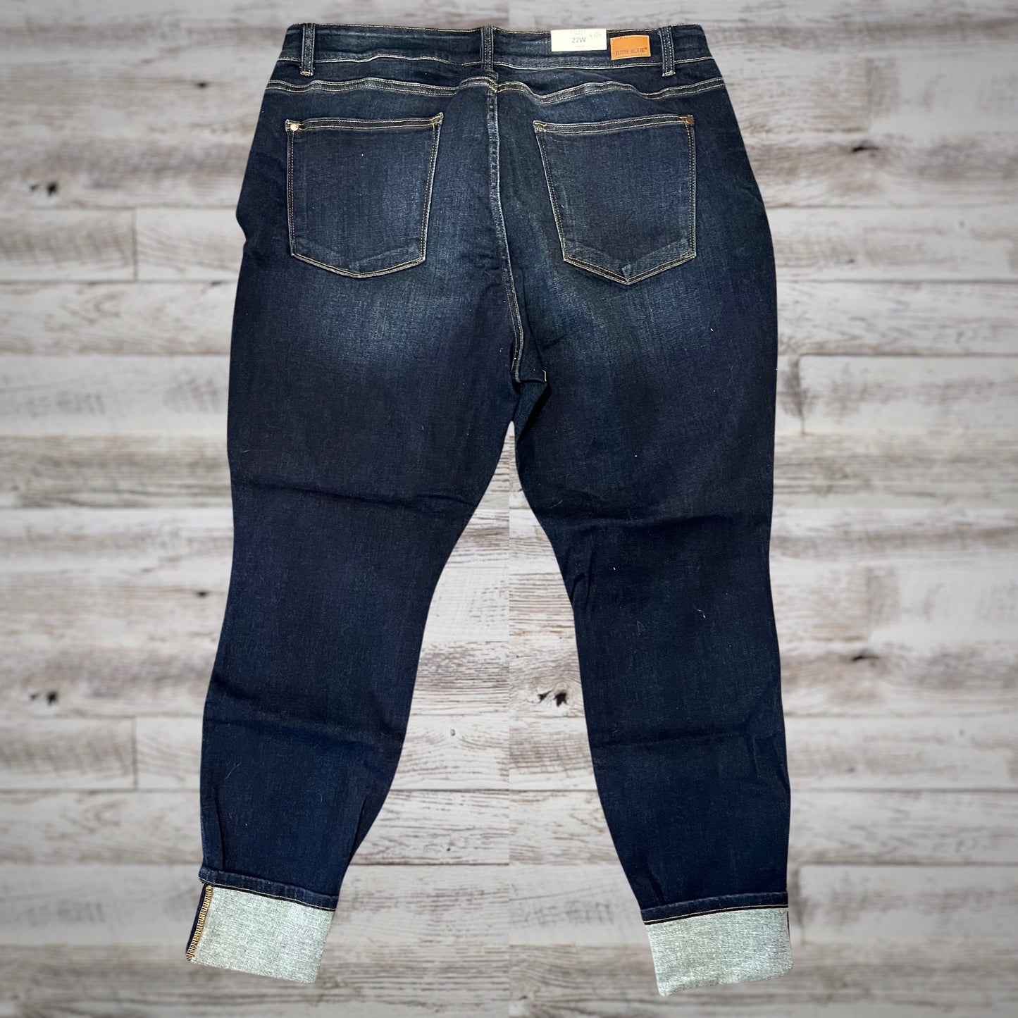 PLUS Judy Blue High Rise Cuffed Skinny Jeans in Dark Wash
