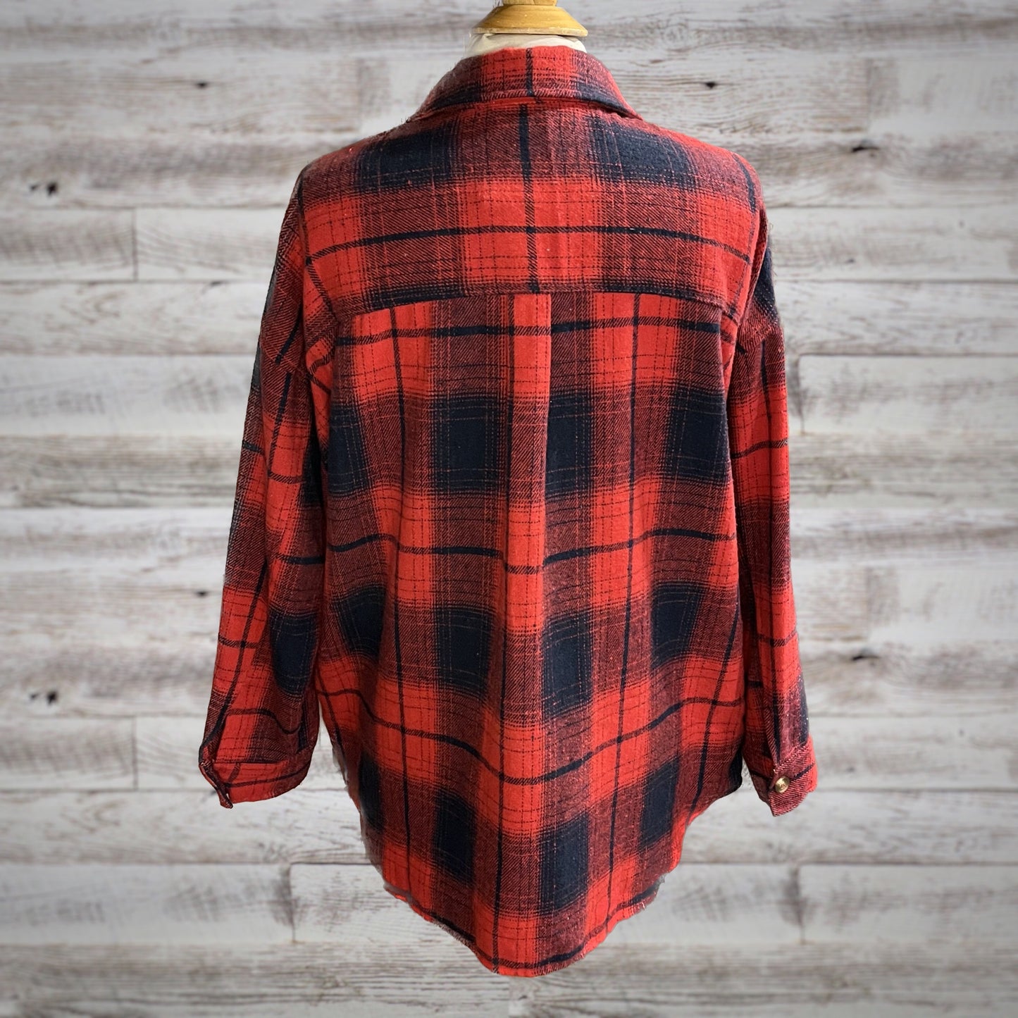 Heavyweight Plaid Lumberjack Flannel Shirt in Red/Navy