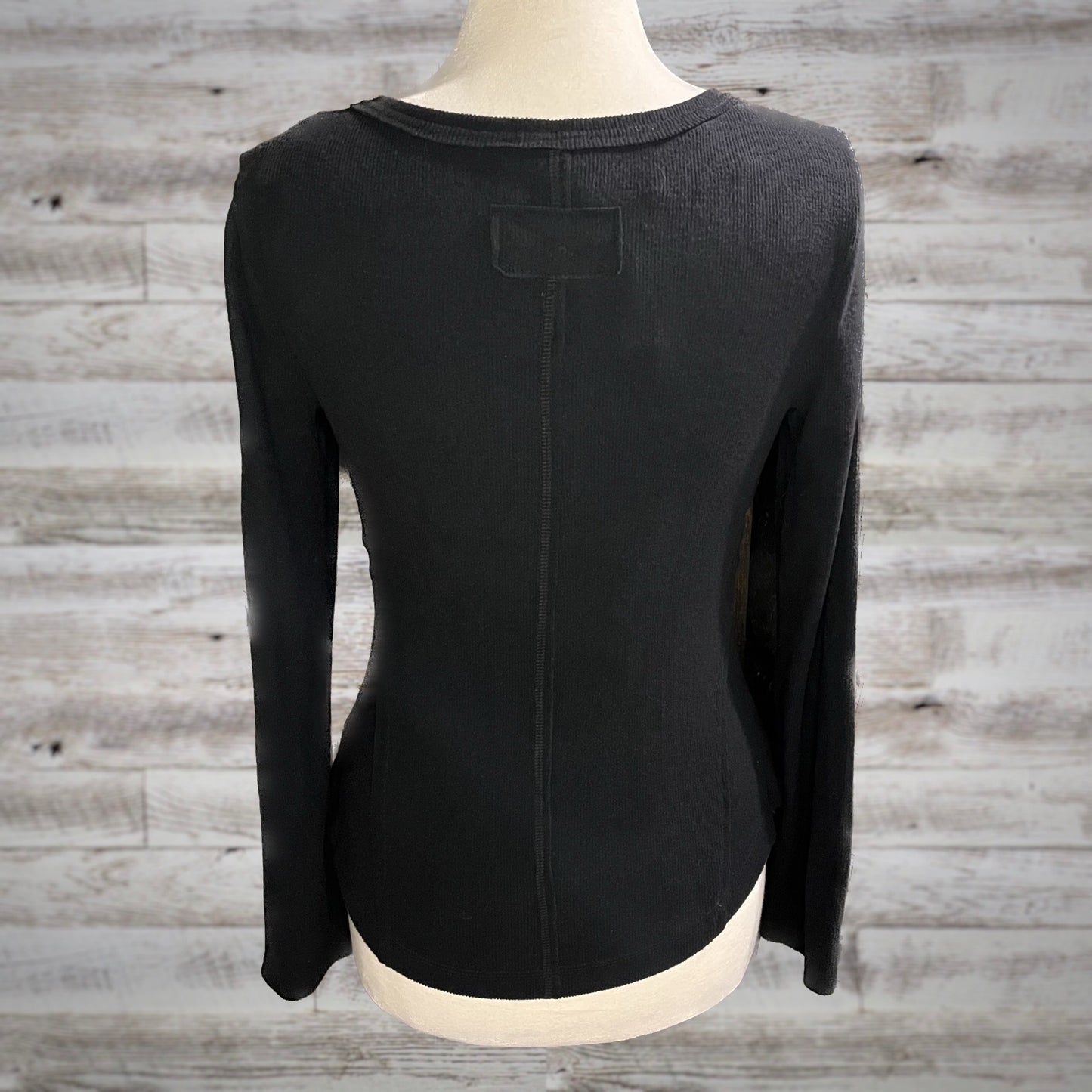 Ribbed Long Sleeve Thermal Henley Shirt in Black