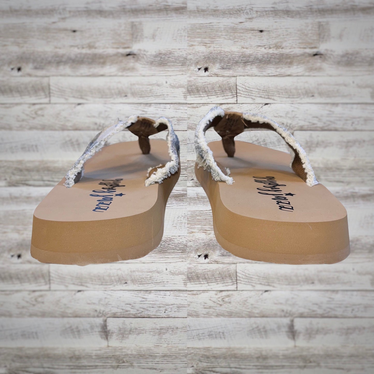 Gypsy Jazz Fringe Flatform Flip Flop Sandals in Camo