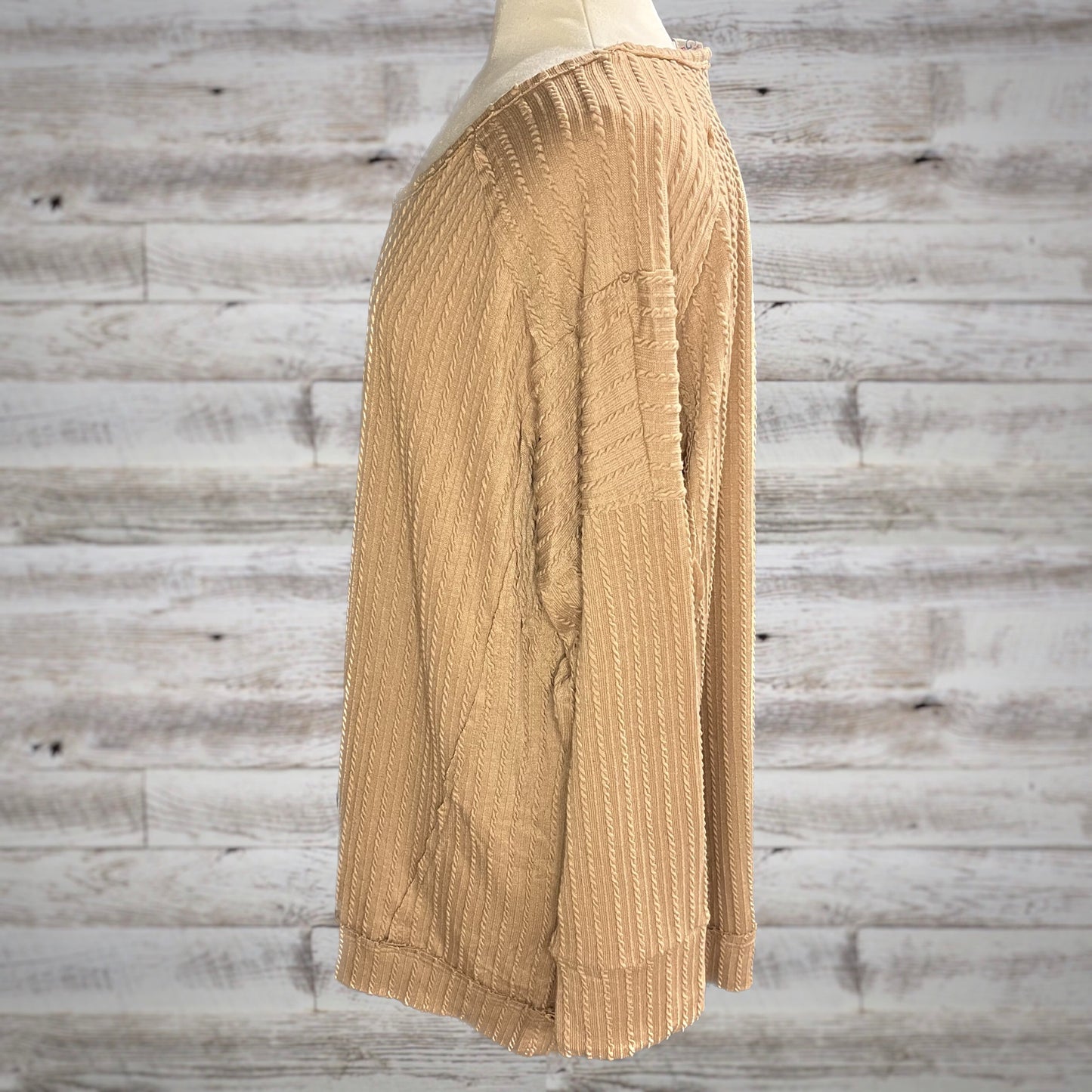 PLUS Lightweight Cable Knit Tunic Top in Camel
