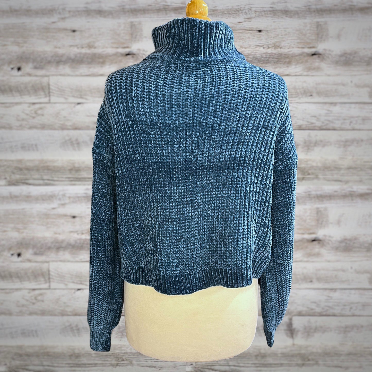 Chunky Chenille Turtleneck Cropped Sweater in Peacock Blue