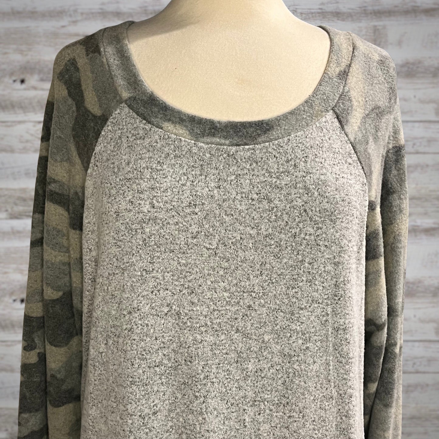 PLUS Super Soft Fleece Camo Baseball Tee
