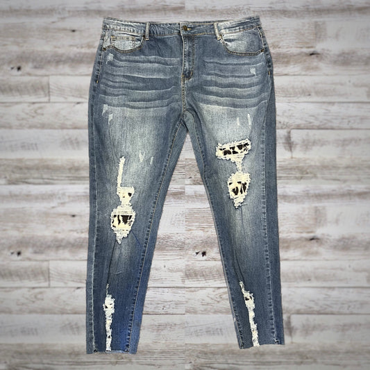 PLUS Peeking Leopard Distressed Skinny Jeans