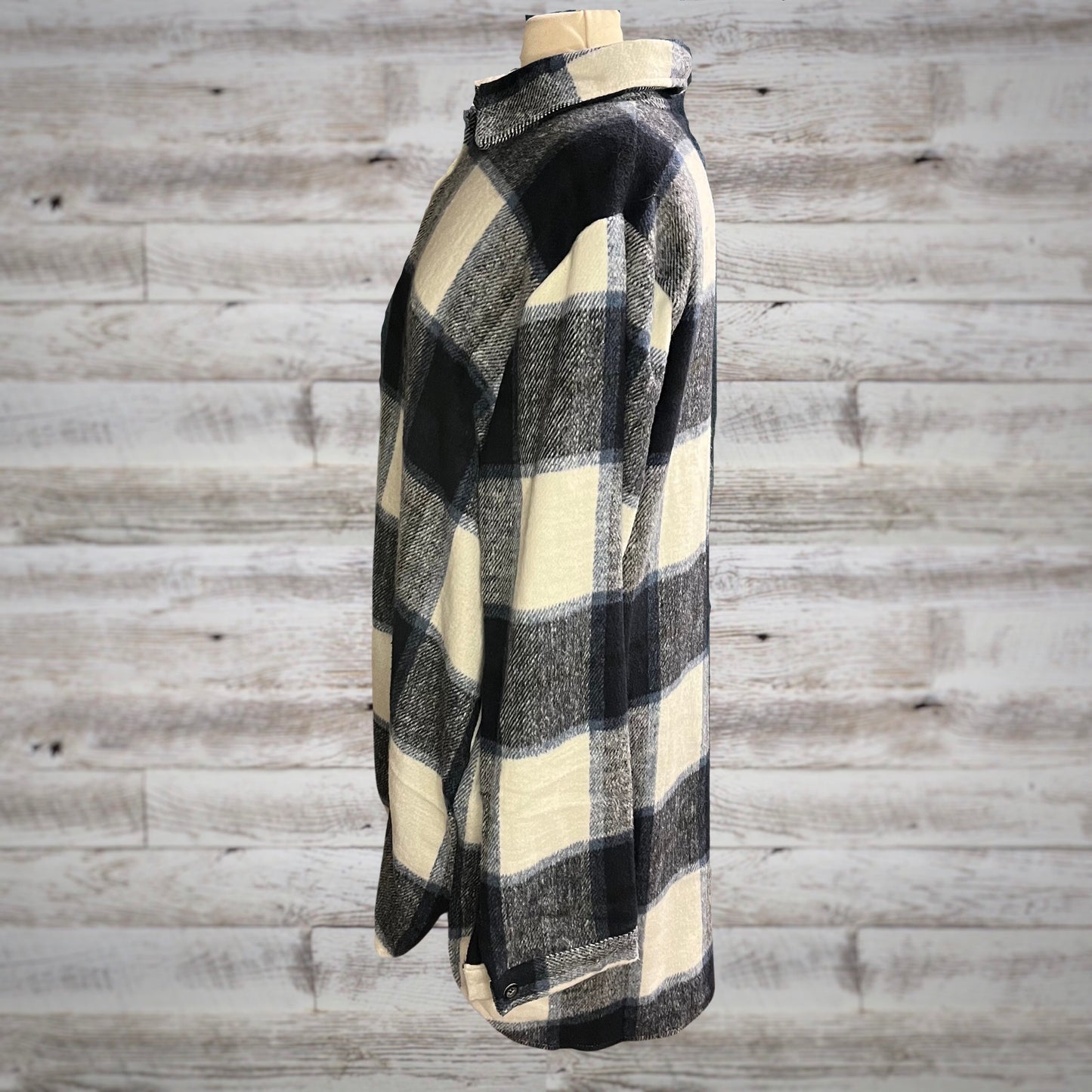 PLUS Longline Plaid Fleece Shacket in Navy/White