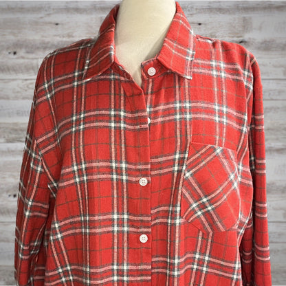 PLUS Festive Lightweight Flannel Shirt in Red/Gray