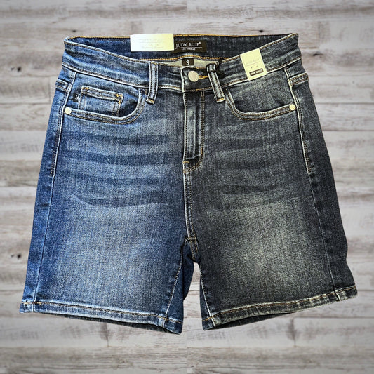 Judy Blue Bermuda High Rise Jean Shorts in Dark Wash