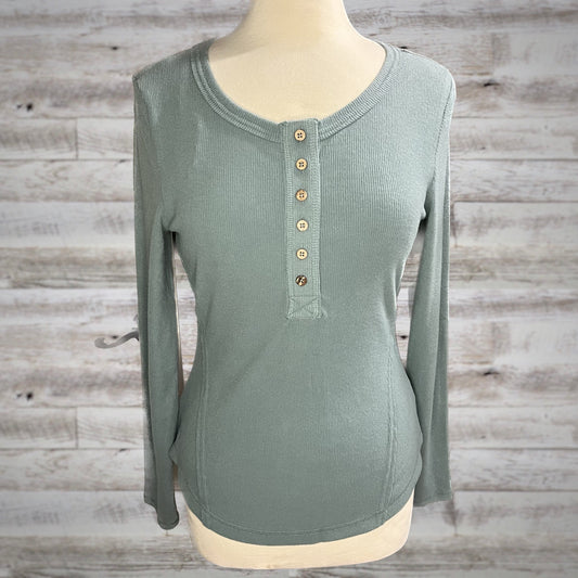 Ribbed Long Sleeve Thermal Henley Shirt in Seafoam