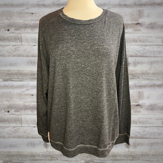 Heathered Black Basic Crew Pullover