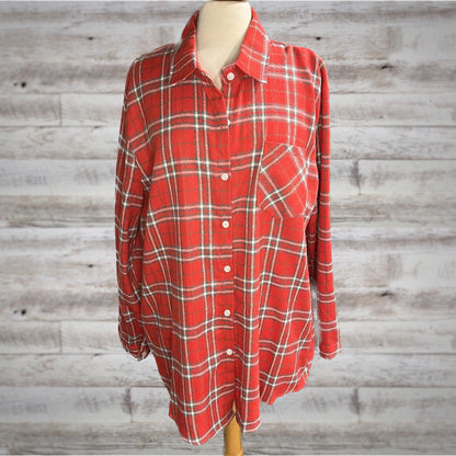 PLUS Festive Lightweight Flannel Shirt in Red/Gray