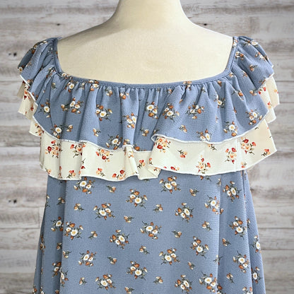 PLUS Ruffled Dainty Floral Crepe Woven Blouse in Blue/White