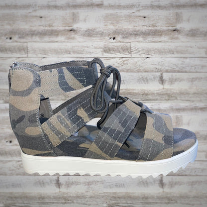 Very G Camo Platform Lace Up Gladiator Sandals